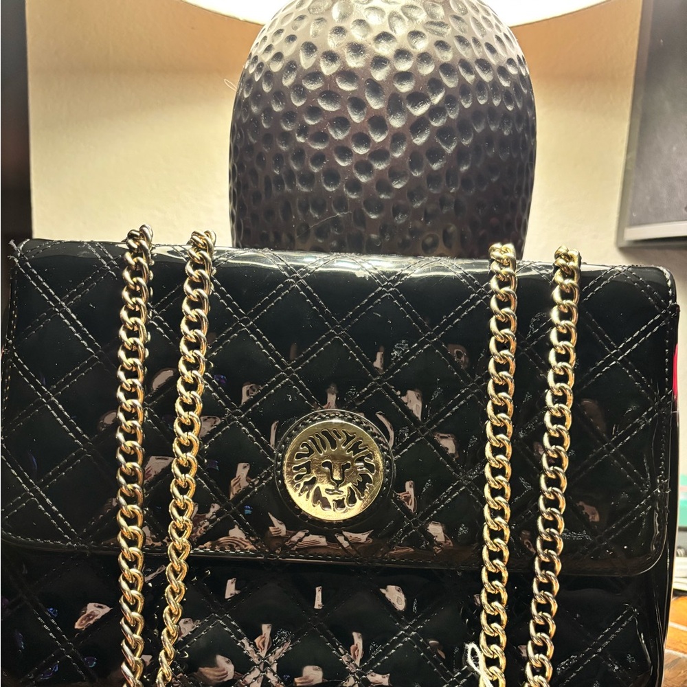 ANNE KLEIN QUILTED Designer  Women's Handbag Black Patent Purse With Chain Strap